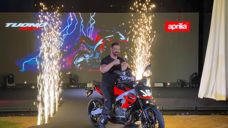 Aprilia Tuono 457 Launched : A New Streetfighter Arrives